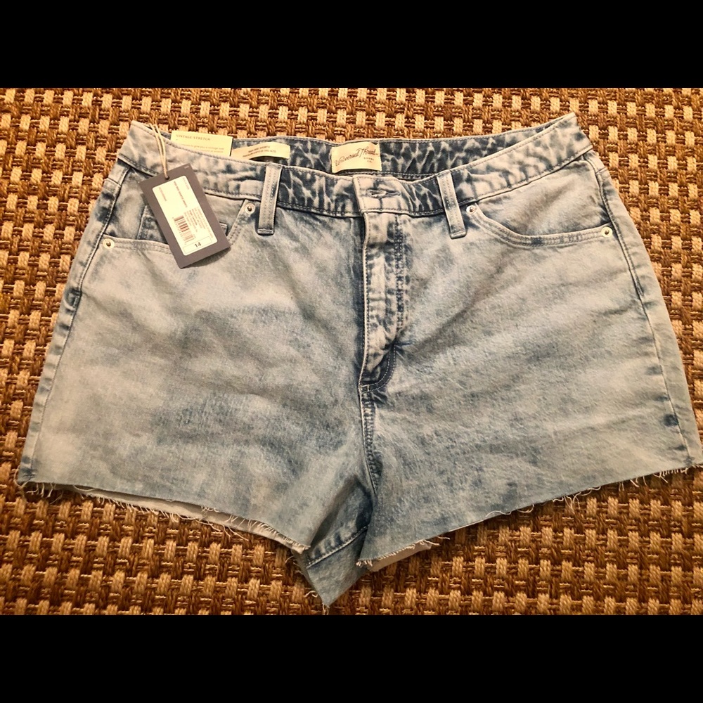 Universal thread denim shorts